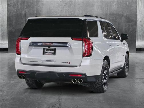 2024 GMC Yukon 4WD AT4