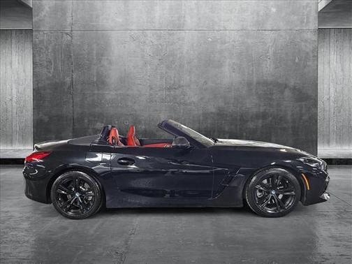 Black Sapphire Metallic 2022 BMW Z4 sDrive30i