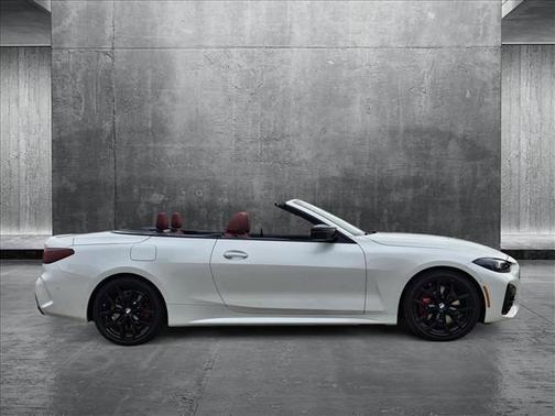 2025 BMW M440 i