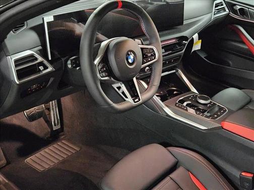 2025 BMW M440 i