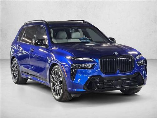2024 BMW X7 M60i