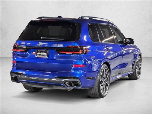 2024 BMW X7 M60i