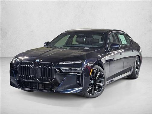 2025 BMW 760 xDrive