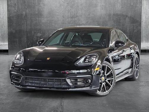 2023 Porsche Panamera RWD