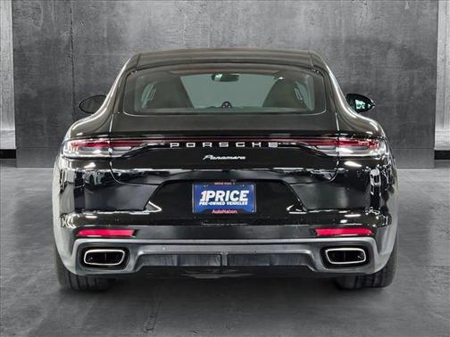 2023 Porsche Panamera RWD