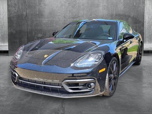 2023 Porsche Panamera RWD