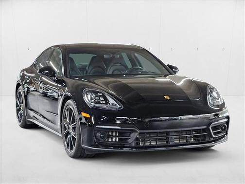 2023 Porsche Panamera RWD