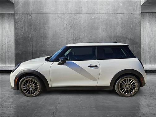 2025 MINI Hardtop Cooper
