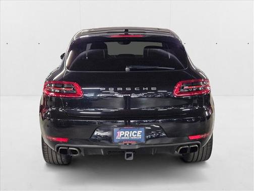2017 Porsche Macan Turbo