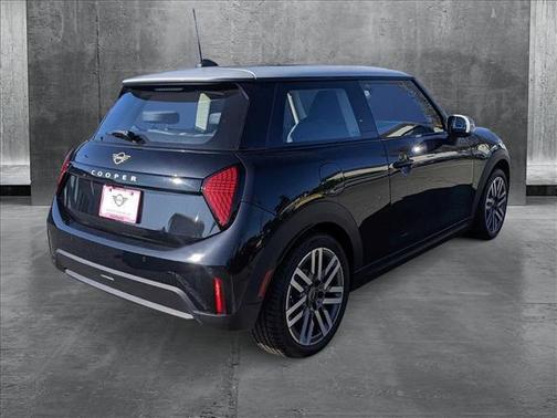 2025 MINI Hardtop Cooper