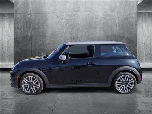2025 MINI Hardtop Cooper