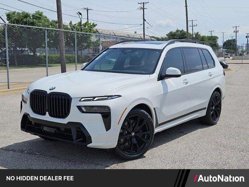 Alpine White 2027 BMW X7 xDrive40i