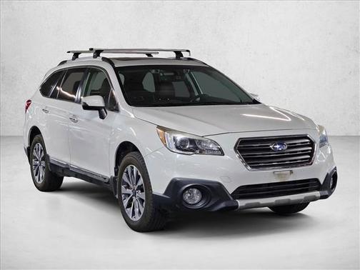 Crystal White Pearl 2017 Subaru Outback 2.5i Touring