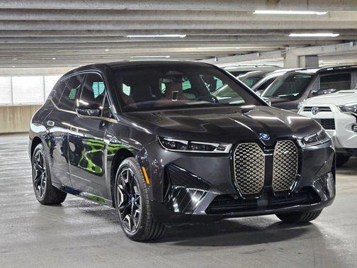 Dark Graphite Metallic 2023 BMW iX xDrive50
