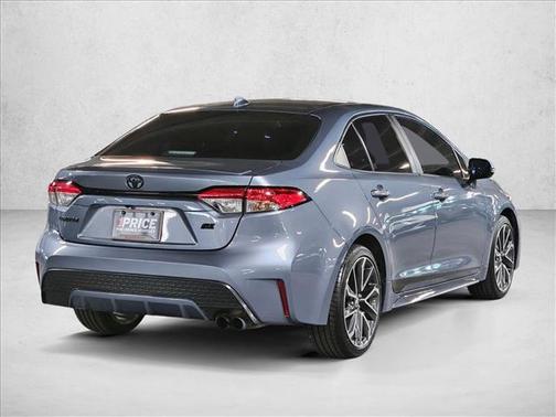Silver/Gray 2022 Toyota Corolla SE