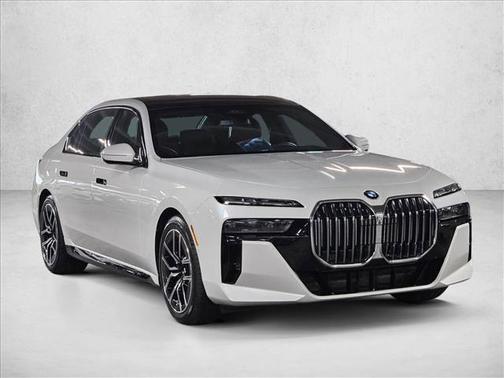 Mineral White Metallic 2023 BMW 740 i