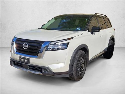 Pearl White Tricoat 2024 Nissan Pathfinder Platinum FWD