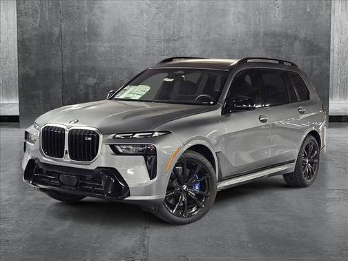 2025 BMW X7 M60i