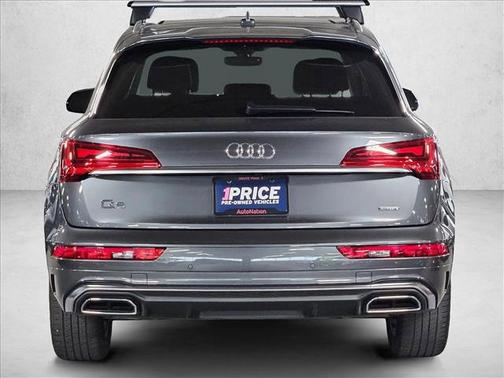 Daytona Gray Pearl Effect 2022 Audi Q5 45 S line Premium