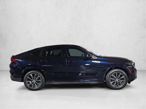 Carbon Black Metallic 2026 BMW X6 xDrive40i