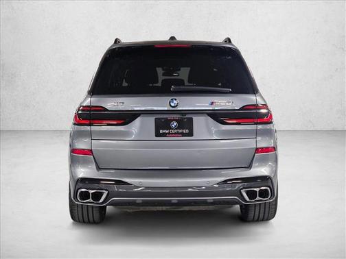2024 BMW X7 M60i