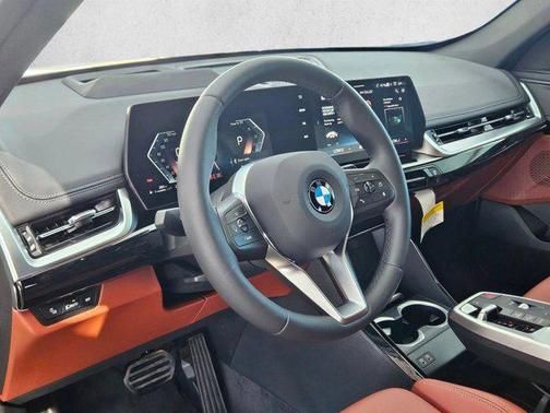 Space Silver Metallic 2026 BMW X1 xDrive28i