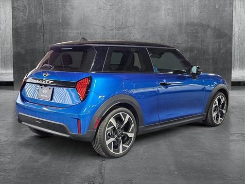 2025 MINI Hardtop Cooper