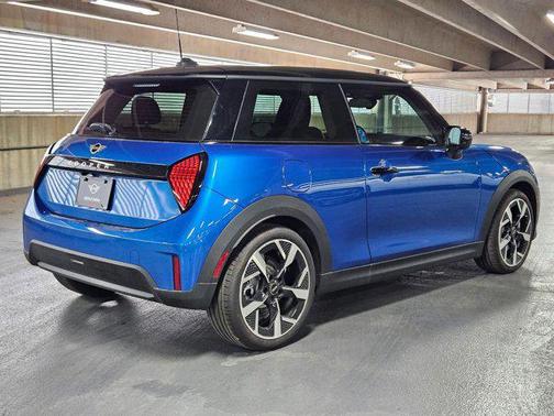 Icy Sunshine Blue Metallic 2025 MINI Hardtop Cooper