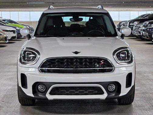 Nanuq White Metallic 2024 MINI Countryman Cooper S ALL4