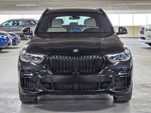 Black Sapphire Metallic 2022 BMW X5 M50i