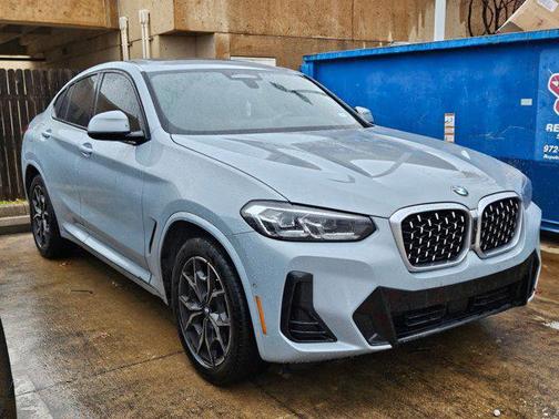 2025 BMW X4 xDrive30i