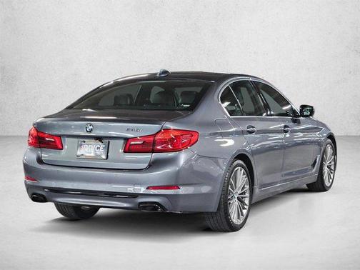 Bluestone Metallic 2019 BMW 540 540i