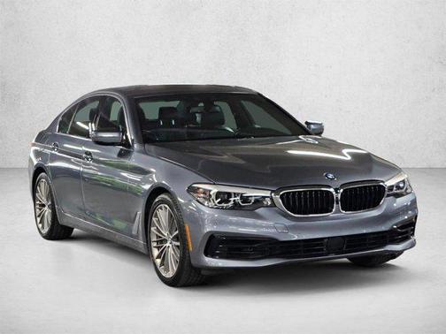 Bluestone Metallic 2019 BMW 540 540i