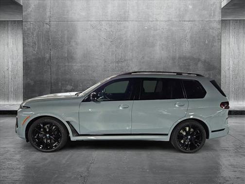 2026 BMW X7 M60i