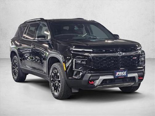 Mosaic Black Metallic 2024 Chevrolet Traverse AWD Z71