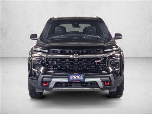 Mosaic Black Metallic 2024 Chevrolet Traverse AWD Z71