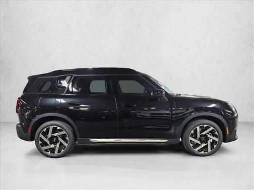 Midnight Black II Metallic 2026 MINI Countryman Cooper S ALL4
