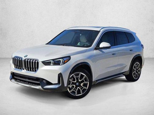 Mineral White Metallic 2026 BMW X1 xDrive28i