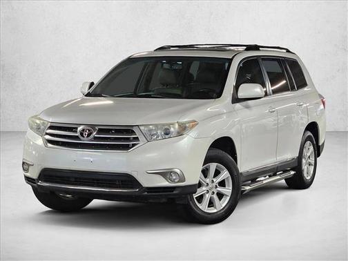 2012 Toyota Highlander SE