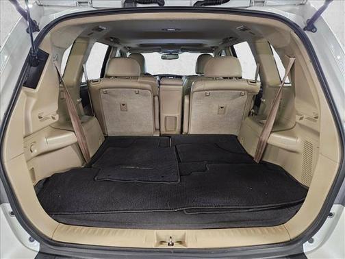 2012 Toyota Highlander SE