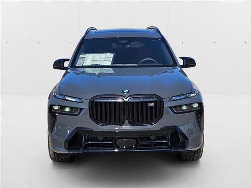 2026 BMW X7 M60i