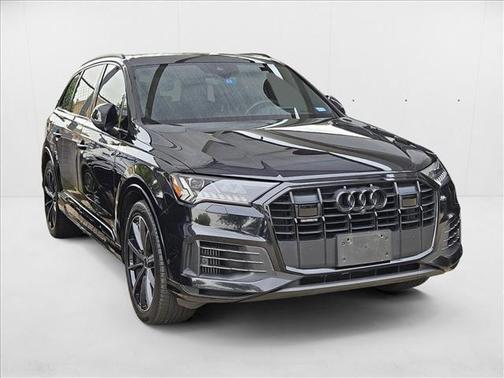2021 Audi Q7 55 Prestige