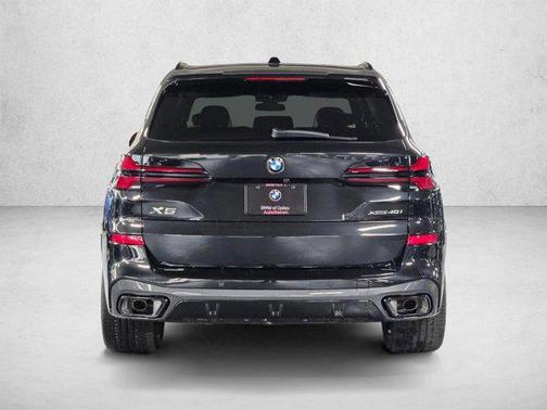 Black Sapphire Metallic 2026 BMW X5 xDrive40i