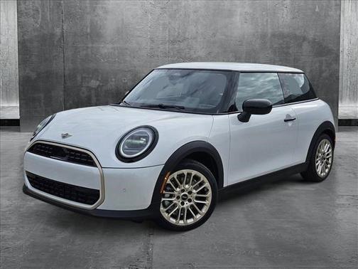 2025 MINI Hardtop Cooper
