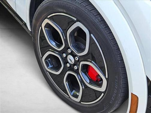 Star White Metallic Tri-Coat 2022 Ford Mustang Mach-E GT