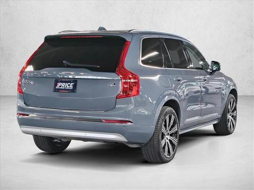 2022 Volvo XC90 T6 Inscription