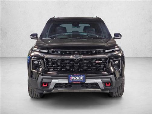 Mosaic Black Metallic 2024 Chevrolet Traverse AWD Z71