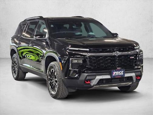 Mosaic Black Metallic 2024 Chevrolet Traverse AWD Z71