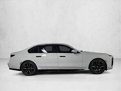 Alpine White 2026 BMW i7 eDrive50