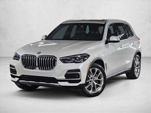 Mineral White Metallic 2023 BMW X5 xDrive40i